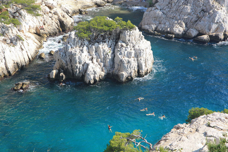 /01-marsiglia-calanque.jpg