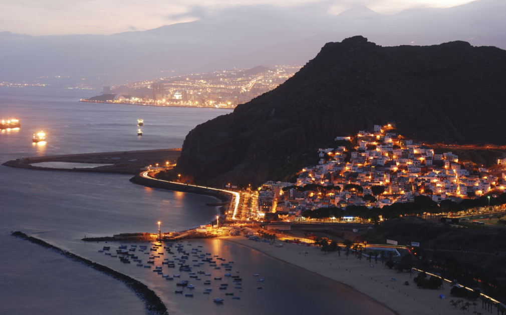 /230935-tenerife-santa-cruz-night.jpg