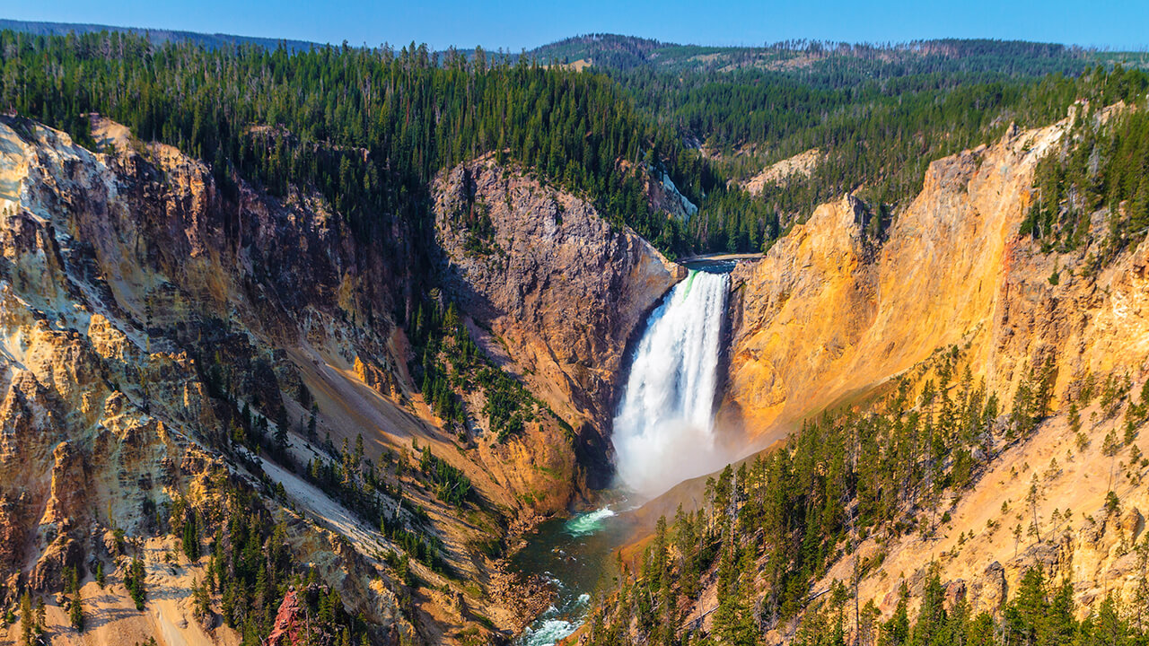 /yellowstone_national_park.jpg